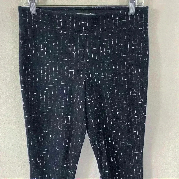 Old Navy black print leggings - Picture 2 of 4